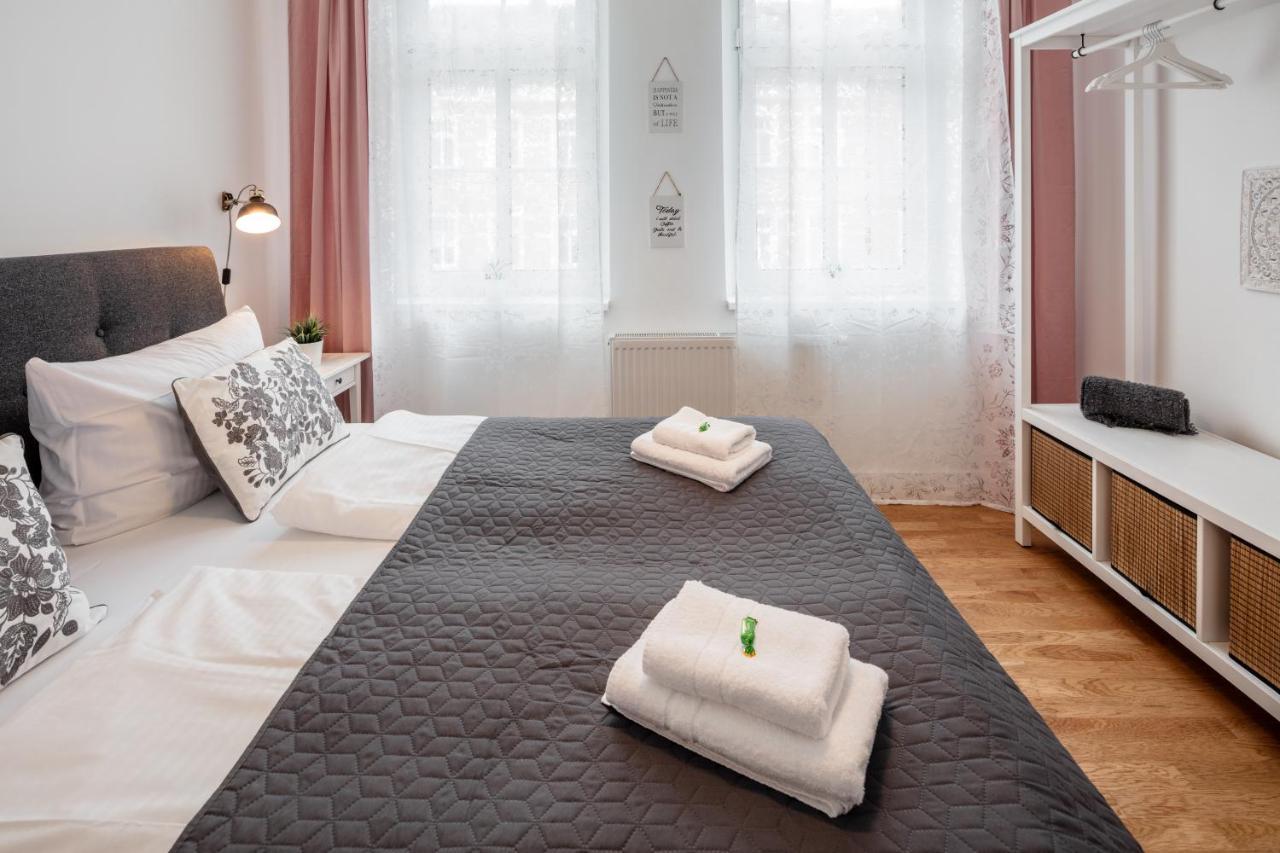 Goethe Palais Suite Charlotte 4P L Lift I Parkplatzi Zentrum I Helios Aue  Exteriér fotografie